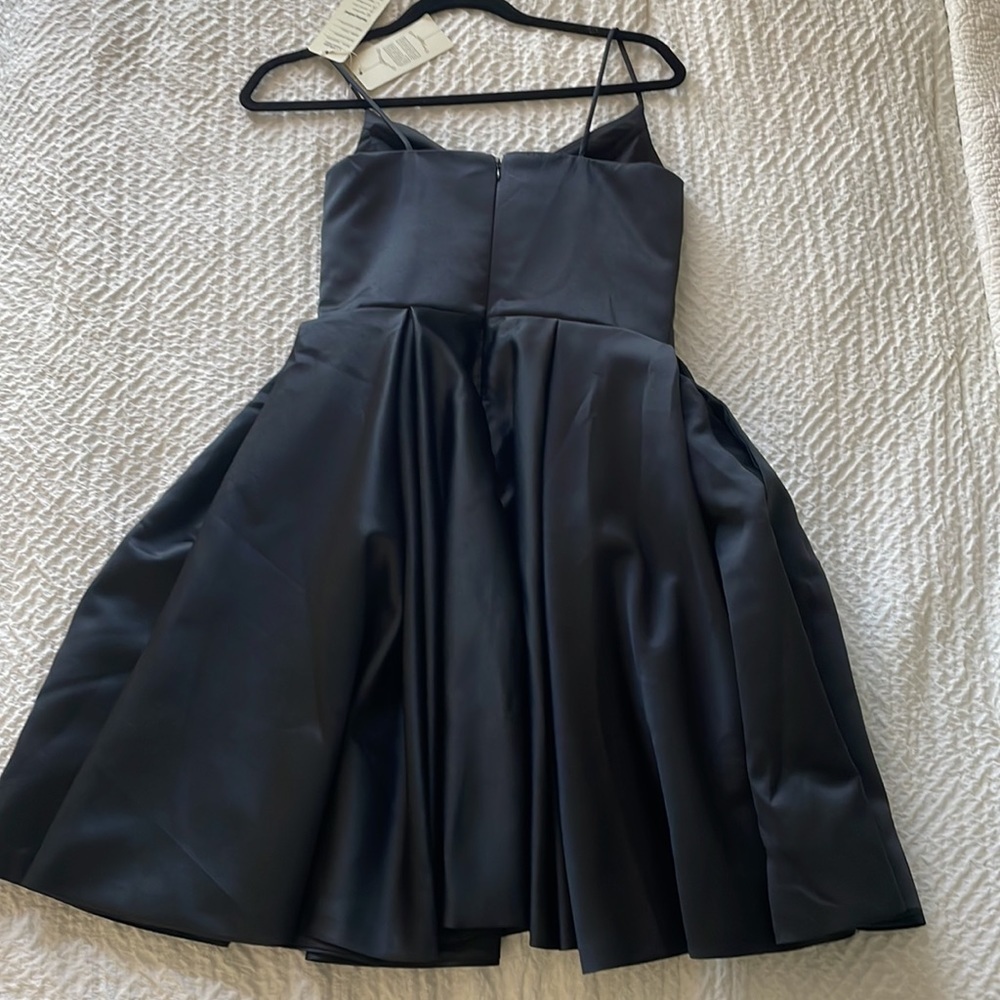 Little black cocktail dress size 0 - Picture 3 of 4